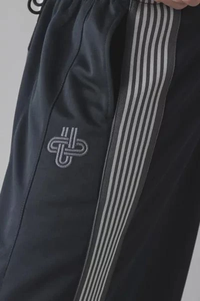 商品Urban Outfitters|UO Mammoth Track Short,价格¥367,第4张图片详细描述