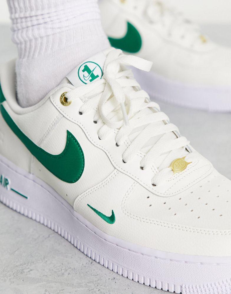 Nike Air Force 1 '07 LV8 40th anniversary trainers in sail and green商品第3张图片规格展示