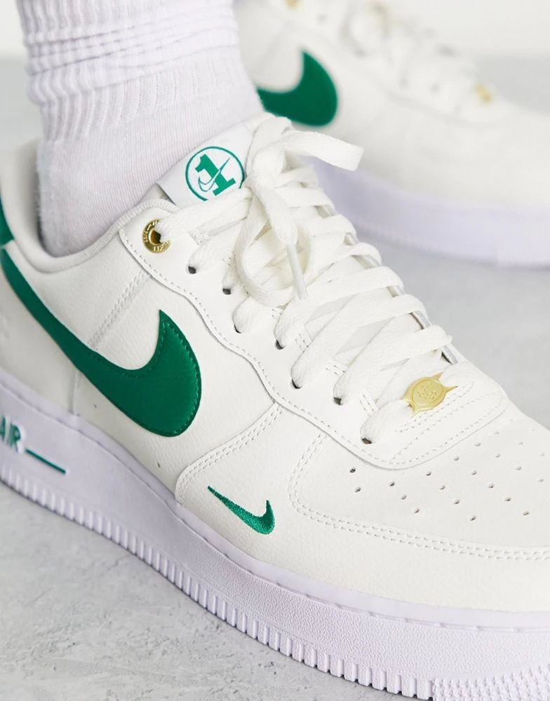 商品NIKE|Nike Air Force 1 '07 LV8 40th anniversary trainers in sail and green,价格¥1102,第3张图片详细描述