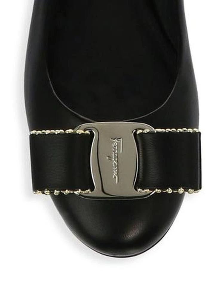 商品Salvatore Ferragamo|Varina Studded Bow Leather Flats,价格¥2658,第3张图片详细描述