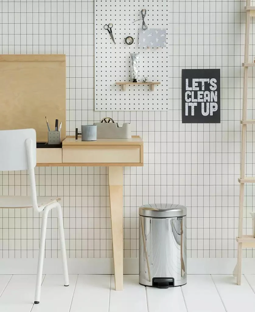 商品Brabantia|New Icon Step on Trash Can, 3.2 Gallon, 12 Liter,价格¥560,第4张图片详细描述