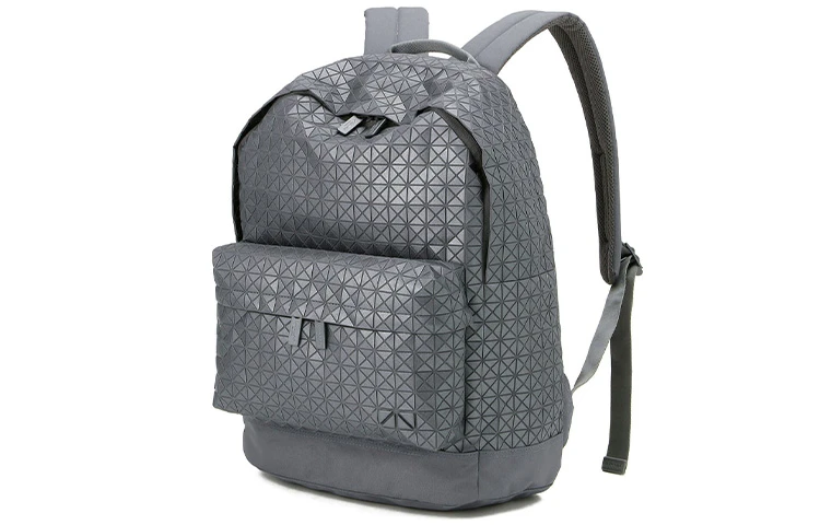 商品[国内直发] Issey Miyake|三宅一生 Kuro Daypack系列 四月限定磨砂大容量 聚氨酯 电脑包书包背包双肩包 常规 男女同款情侣款 金属灰,价格¥5852,第3张图片详细描述