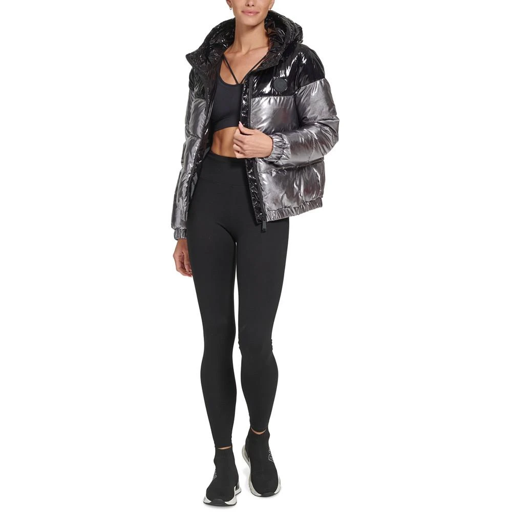 商品DKNY|Women's Metallic Colorblocked Hooded Puffer Jacket,价格¥534,第5张图片详细描述