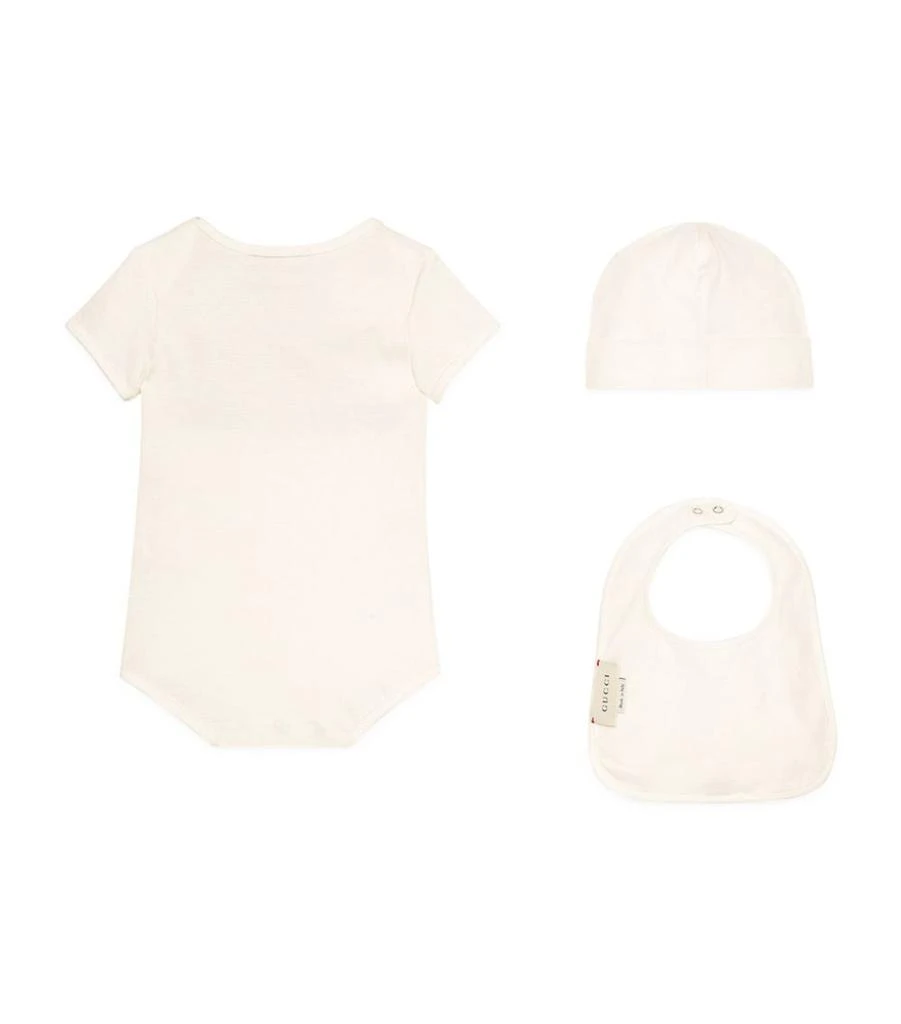 商品Gucci|Bodysuit, Hat and Bib Gift Set,价格¥2087,第2张图片详细描述
