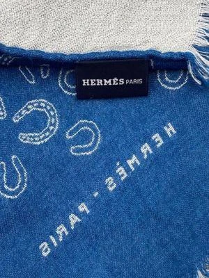 商品[二手商品] Hermes|Hermès Scarf In Blue Cashmere And Silk With Horseshoe Print,价格¥7509,第3张图片详细描述