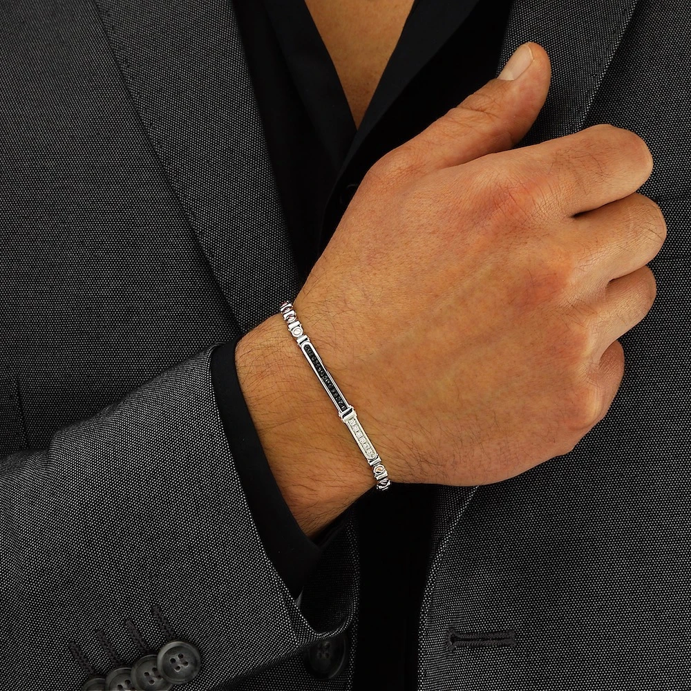 商品Zancan|18k white gold bracelet with rose gold screws and black and white diamonds.,价格¥48340,第2张图片详细描述