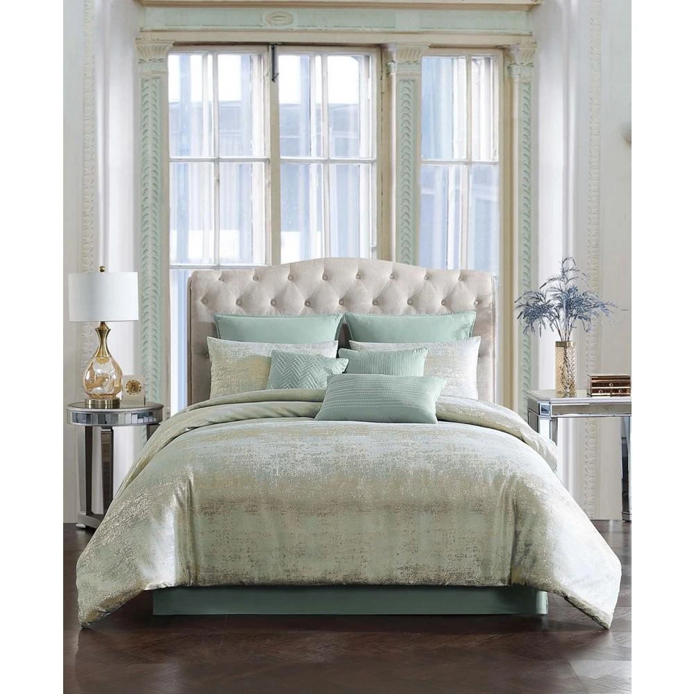 商品Riverbrook Home|Vesta 9 Piece Comforter Set,价格¥1142,第1张图片