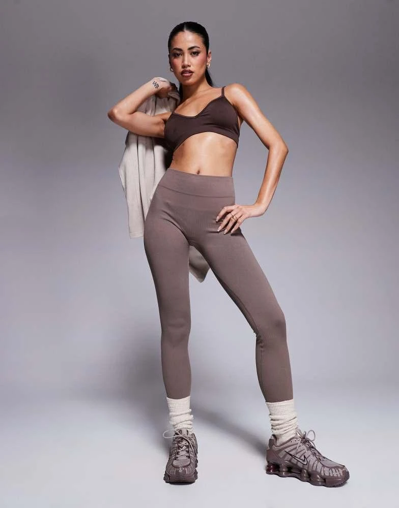 商品4505|4505 Intimate seamless active light support sports bra in cocoa,价格¥72,第2张图片详细描述