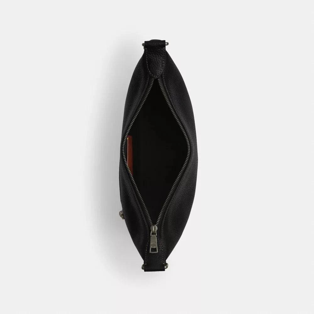 商品Coach|Small Finn Crossbody Bag With Pouch,价格¥1291,第4张图片详细描述