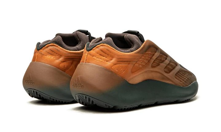 商品Adidas|Adidas Yeezy 700 V3,价格¥1532-¥5828,第4张图片详细描述
