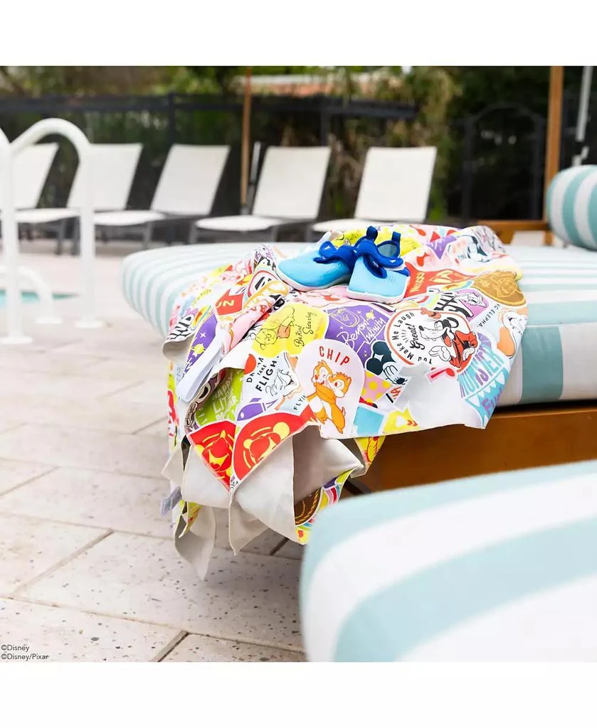 商品Bumkins|Baby Disney 100 Years Happy Faces Lightweight Roll and Go Blanket,价格¥279,第2张图片详细描述