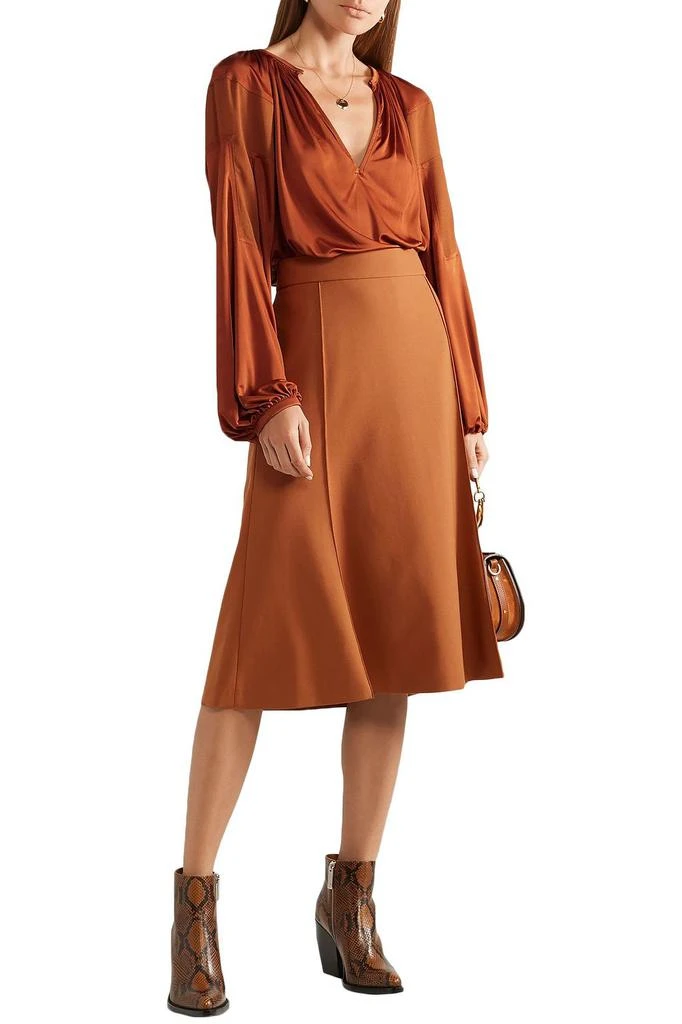 商品Chloé|Crepe-paneled satin-jersey blouse,价格¥4989,第4张图片详细描述