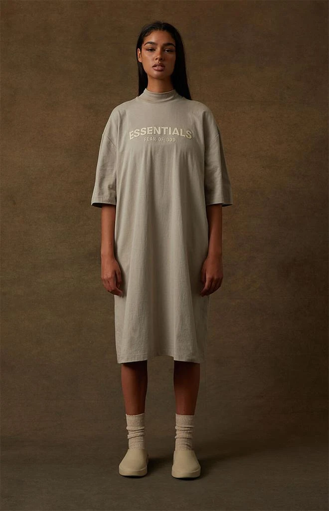 商品Essentials|Women's Smoke T-Shirt Dress,价格¥248,第2张图片详细描述