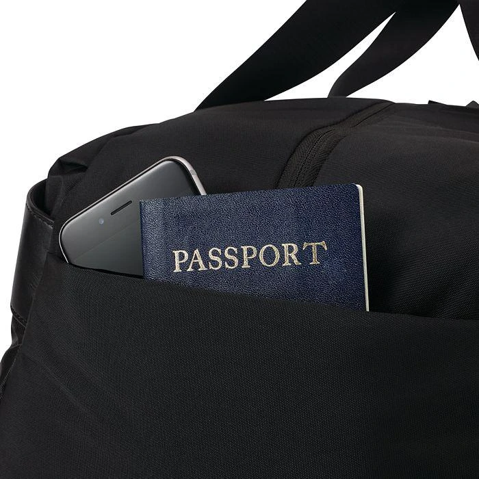 Just Right Wheeled Weekend Duffel Bag 商品