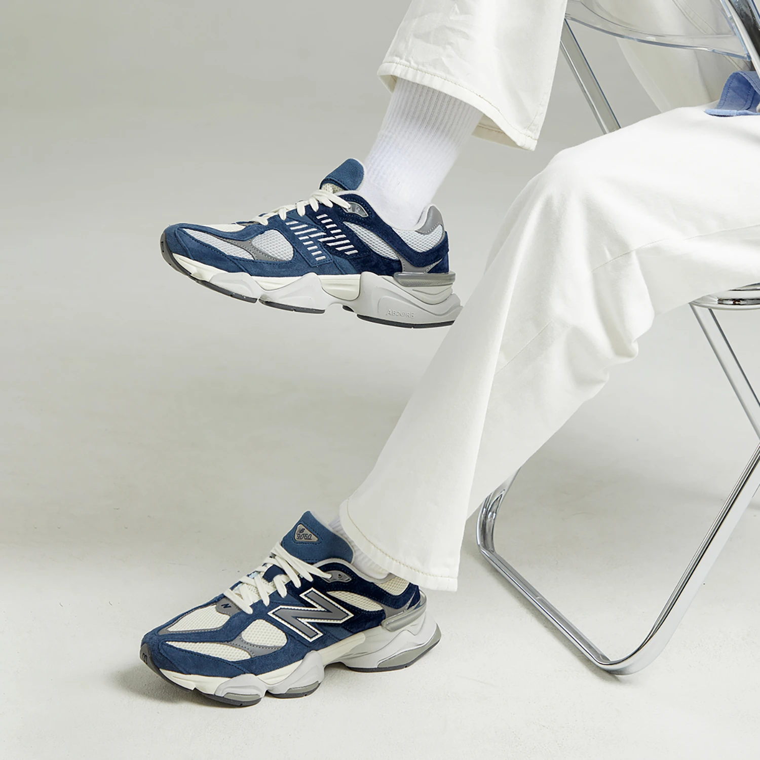 商品[国内直发] New Balance|NB 9060 织物牛剖层革人造革猪皮二层绒面皮 复古百搭 轻便 低帮 生活休闲鞋 男女同款 浅蓝色,价格¥781,第8张图片详细描述