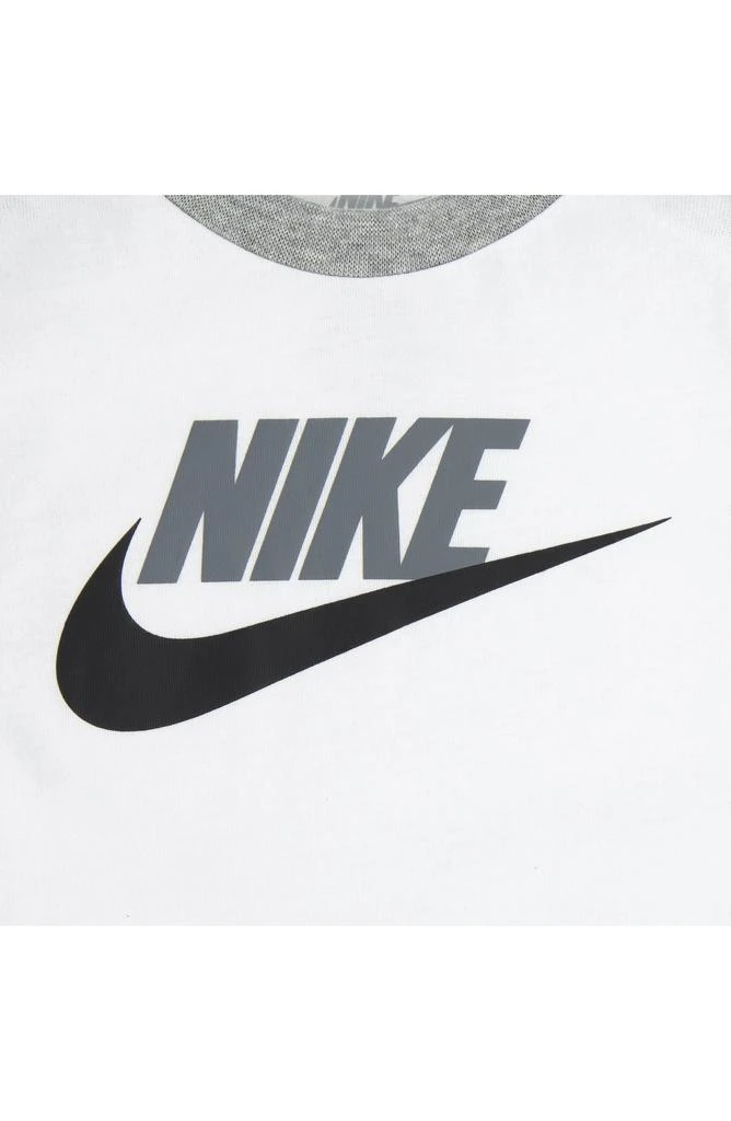 商品NIKE|童装 T 恤 慢跑裤套装,价格¥167,第3张图片详细描述