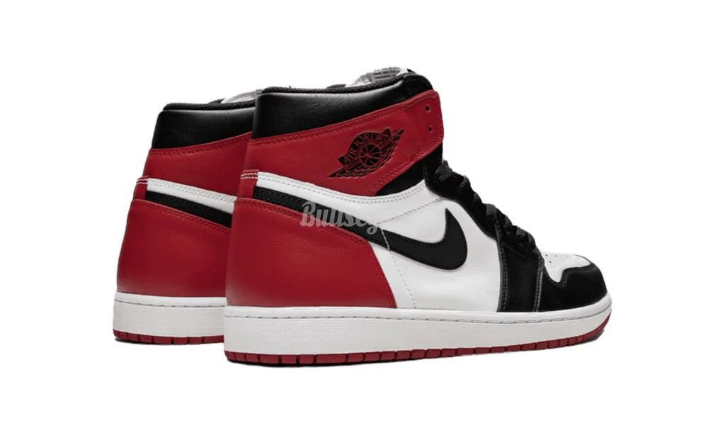 商品Jordan|Air Jordan 1 Retro "Black Toe" (2016),价格¥4730,第3张图片详细描述