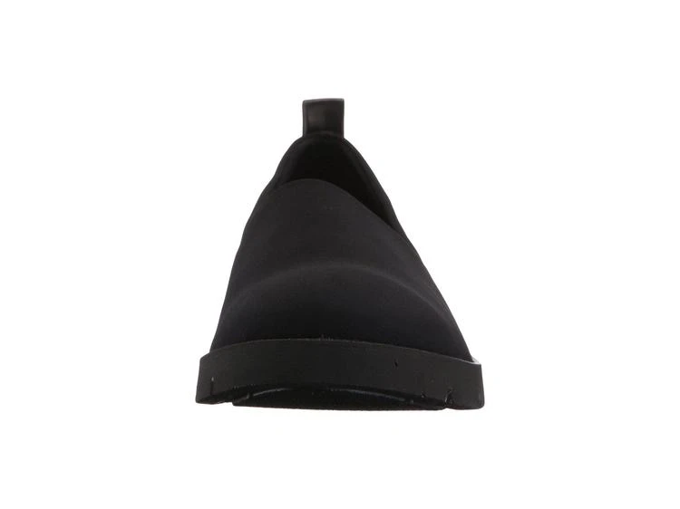 Bella Slip-On 商品