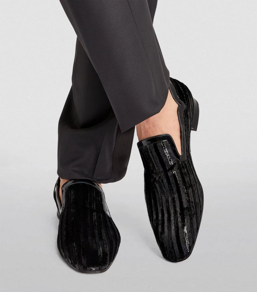 商品Christian Louboutin|Dandy Chick Flat Velvet Loafers,价格¥6336,第5张图片详细描述