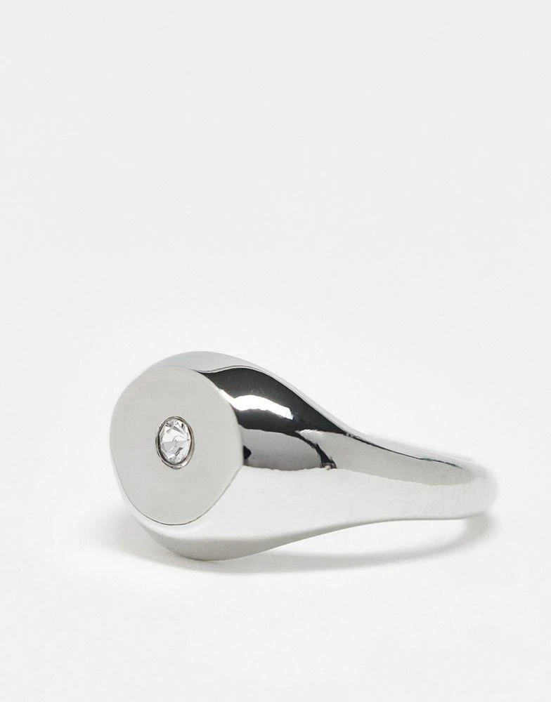 商品FADED FUTURE|Faded Future pack of 2 rings with crystal and pearl in silver,价格¥80,第3张图片详细描述