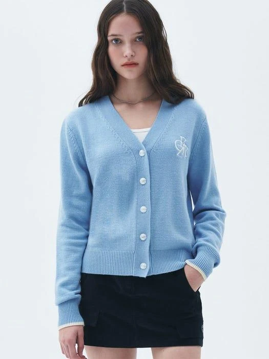 商品CITYBREEZE|Cashmere Logo Embroidery Basic Cardigan (Sky Blue),价格¥673,第1张图片