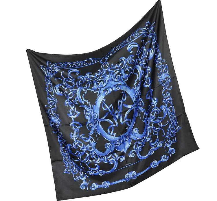 商品Versace|Versace 范思哲 黑色和蓝色Heritage Barocco印花丝绸方巾,价格¥1811,第2张图片详细描述