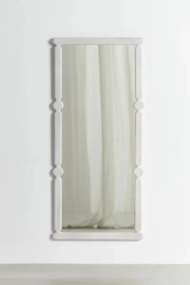 商品Urban Outfitters|Tilley Large Wood Floor Mirror,价格¥1874,第2张图片详细描述