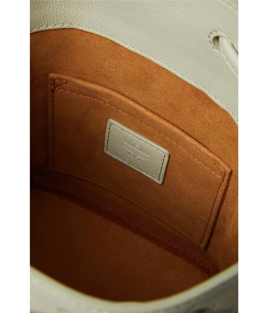 商品MCM|Dessau Embroidered Monogram Leather Drawstring Medium,价格¥7269,第4张图片详细描述