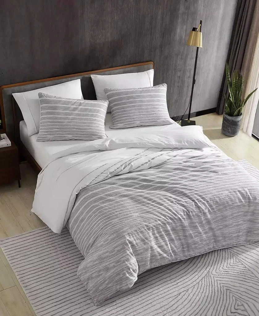 商品Kenneth Cole|CLOSEOUT! Abstract Stripe Comforter Set,价格¥939,第2张图片详细描述