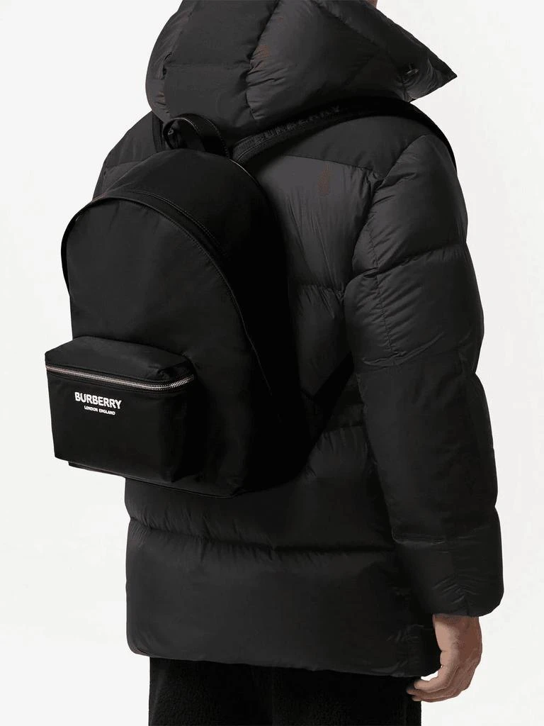 BURBERRY logo-print zip-around backpack 商品