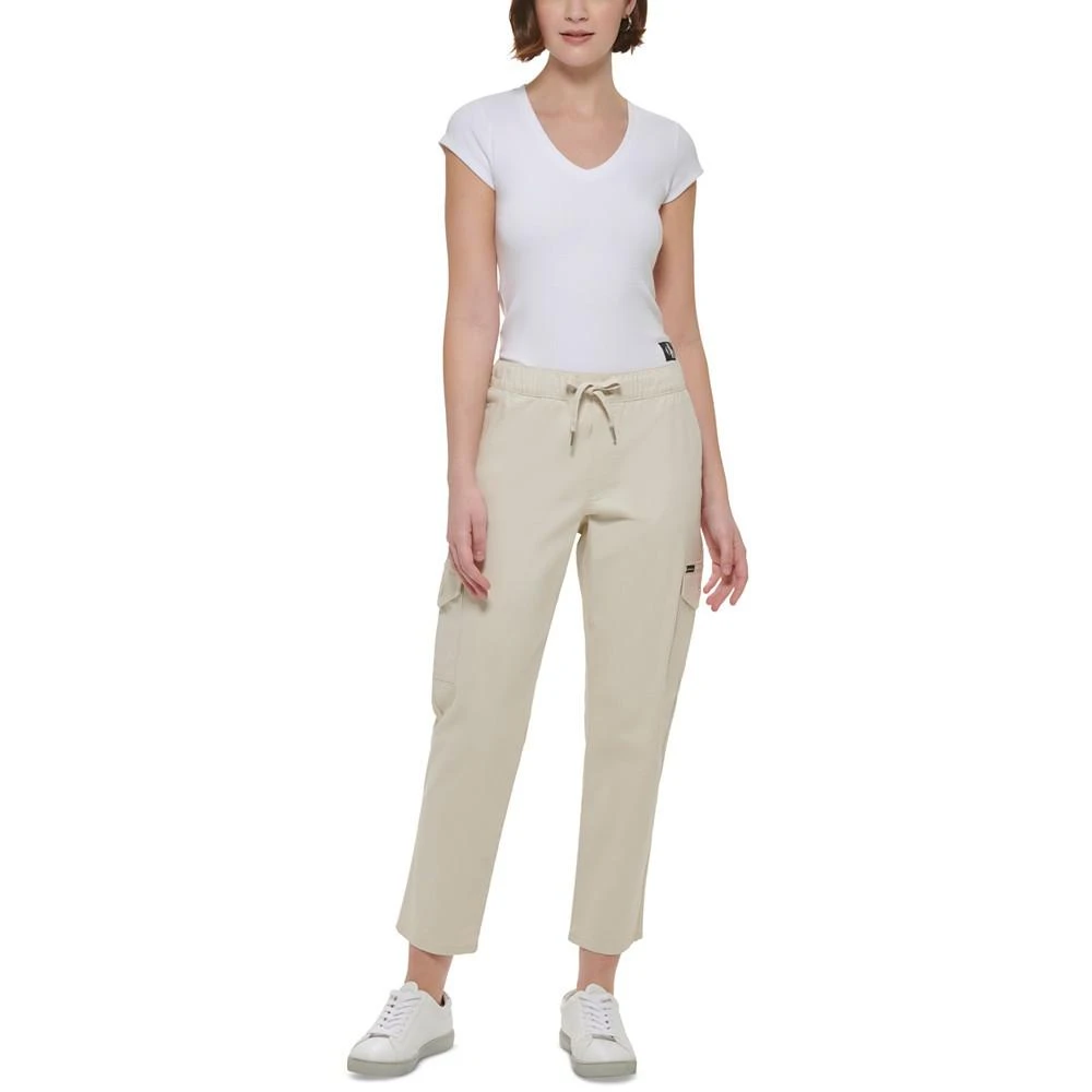 商品Calvin Klein|Women's Stretch Twill Cargo Pants,价格¥241,第4张图片详细描述