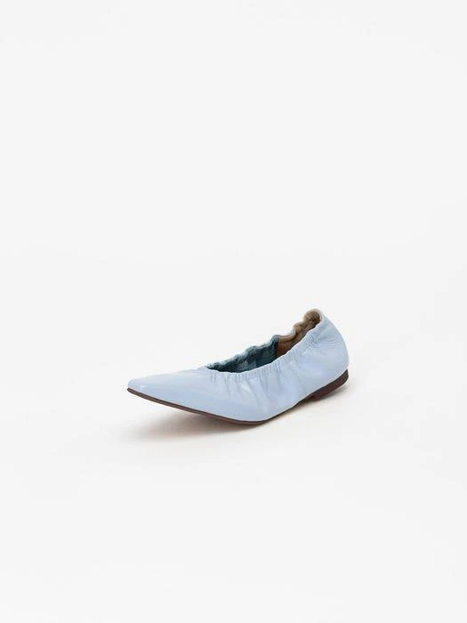 商品CHAUSSURE LAPIN|Arnaud Soft Flat Shoes in Wrinkled Sky Blue,价格¥1978,第3张图片详细描述