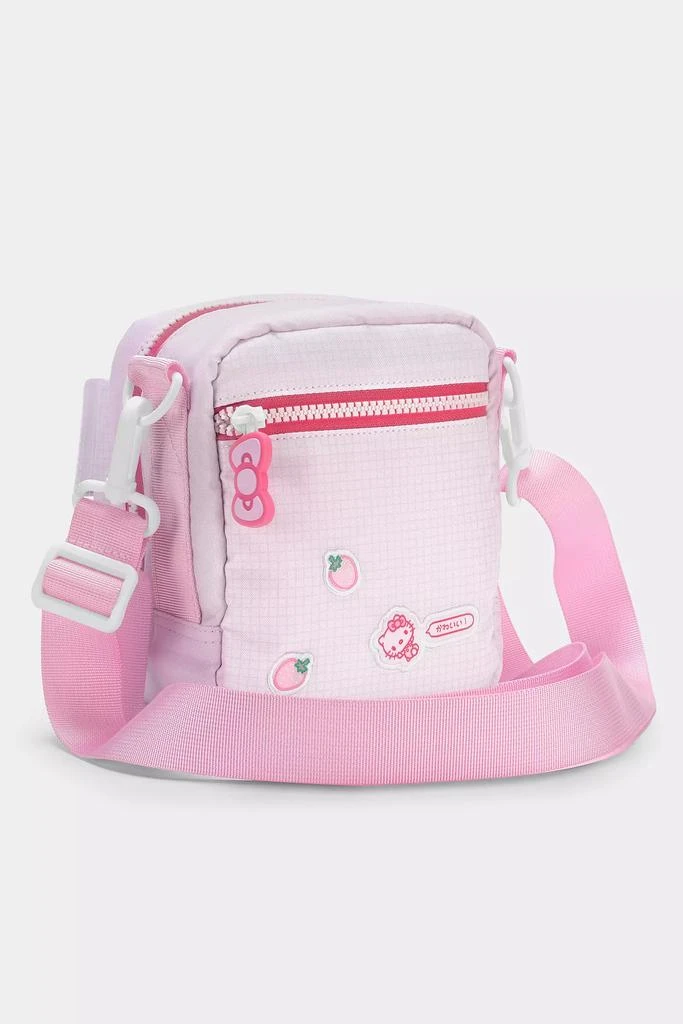 商品Retrospekt|Hello Kitty Strawberry Kawaii 600 Instant Camera Bag,价格¥258,第2张图片详细描述