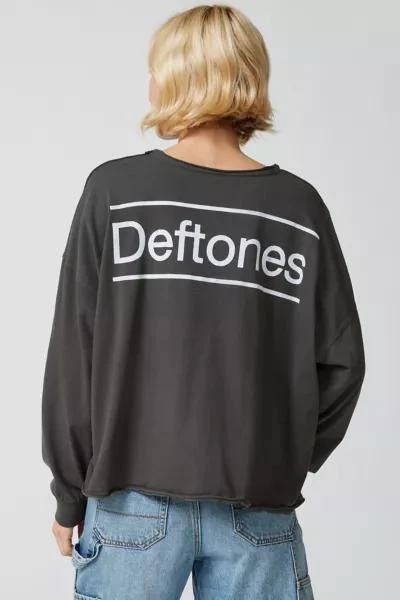 Deftones Boxy Cropped Long Sleeve Tee 商品