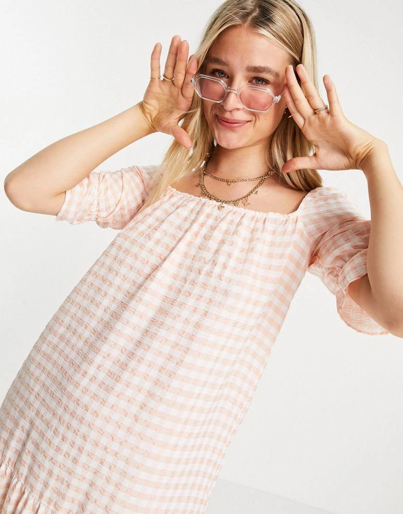 商品ASOS|ASOS DESIGN Tall tiered maxi smock dress in peach gingham,价格¥135,第3张图片详细描述