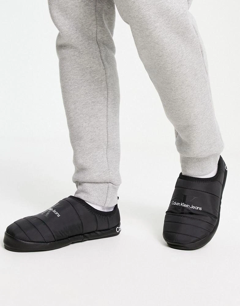 商品Calvin Klein|Calvin Klein Jeans puffer slipper in black,价格¥396,第1张图片