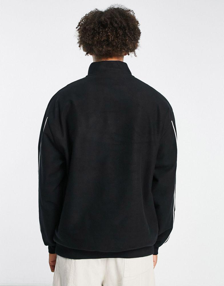 ASOS Dark Future oversized quarter zip sweatshirt in polar fleece with logo and contrast piping in black商品第2张图片规格展示