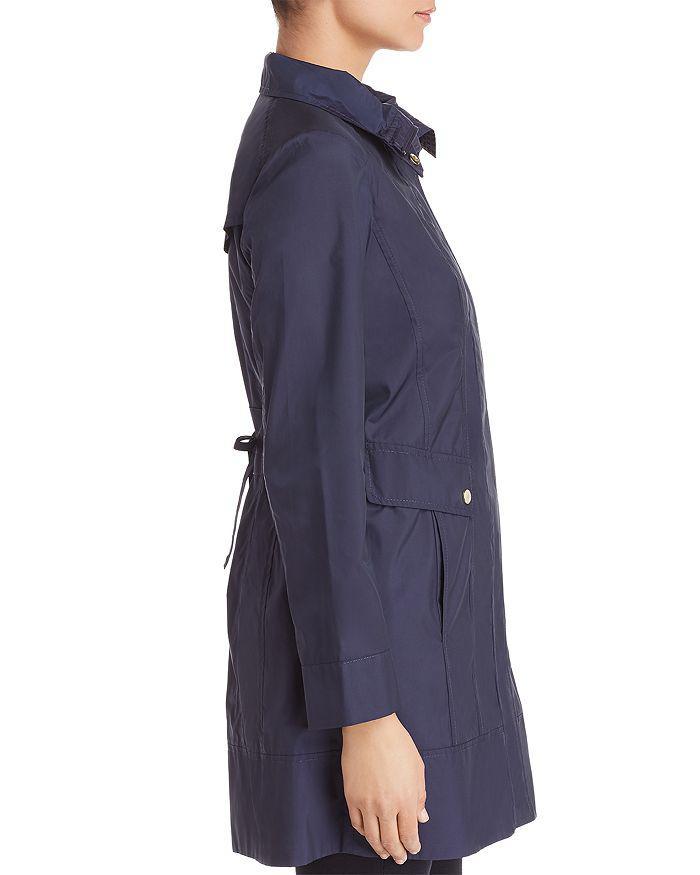 商品Cole Haan|Travel Packable Rain Jacket,价格¥881,第5张图片详细描述