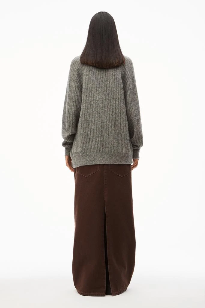 商品Alexander Wang|RIBBED V-NECK CARDIGAN IN ALPACA FLEECE,价格¥1687,第5张图片详细描述