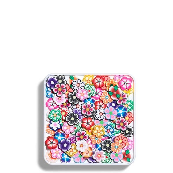 Chantecaille Flower Power Perfect Blur Finishing Powder - Medium-Dark 8g商品第3张图片规格展示