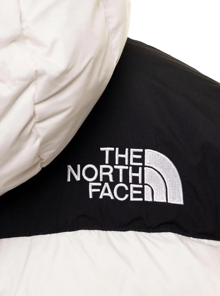 商品The North Face|The North Face Logo Embroidered Zipped Puffer Jacket,价格¥3190,第3张图片详细描述