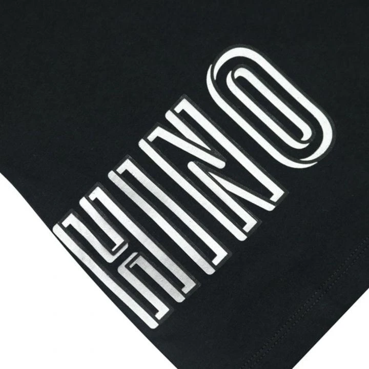 商品Moschino|Black Wrap Around Logo T Shirt,价格¥232,第4张图片详细描述