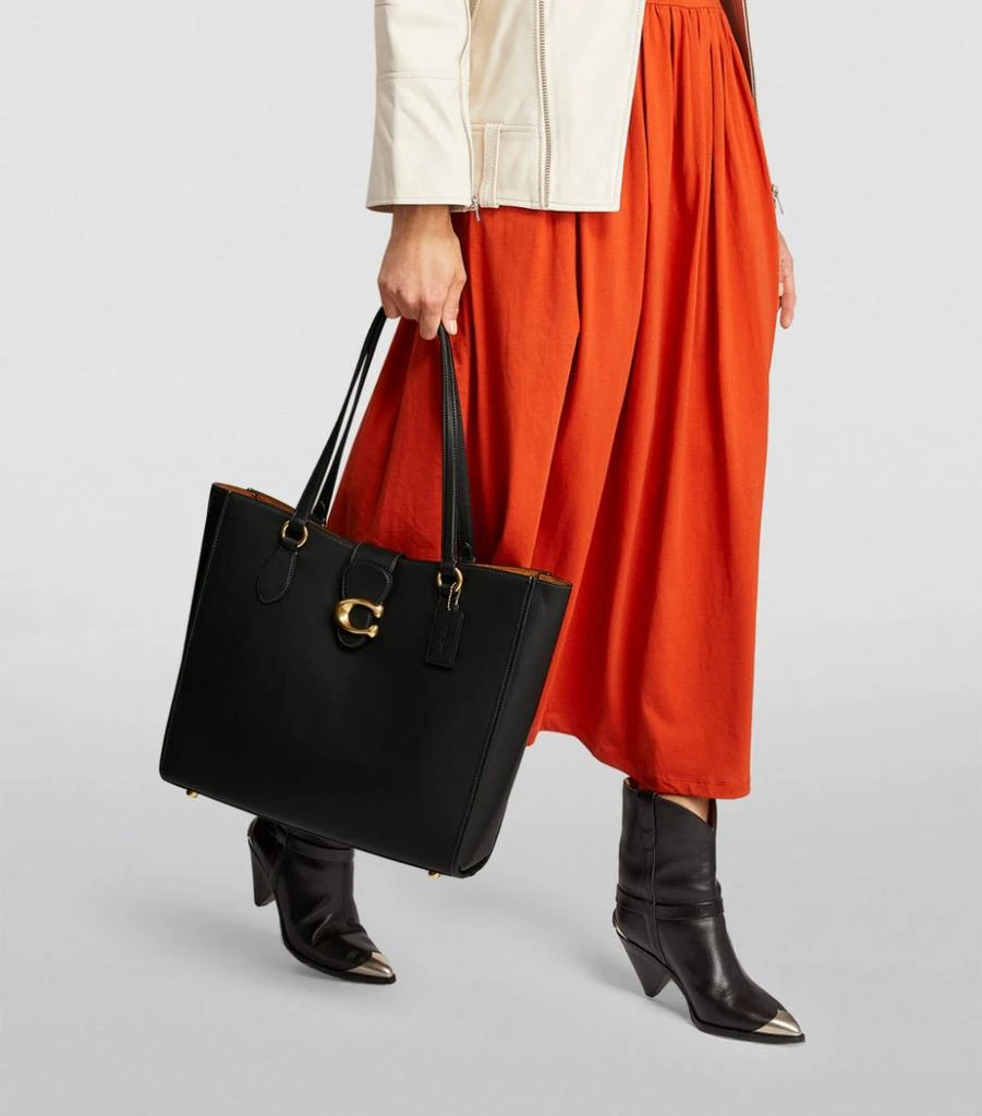 商品Coach|Large Leather Theo Tote Bag,价格¥3919,第5张图片详细描述