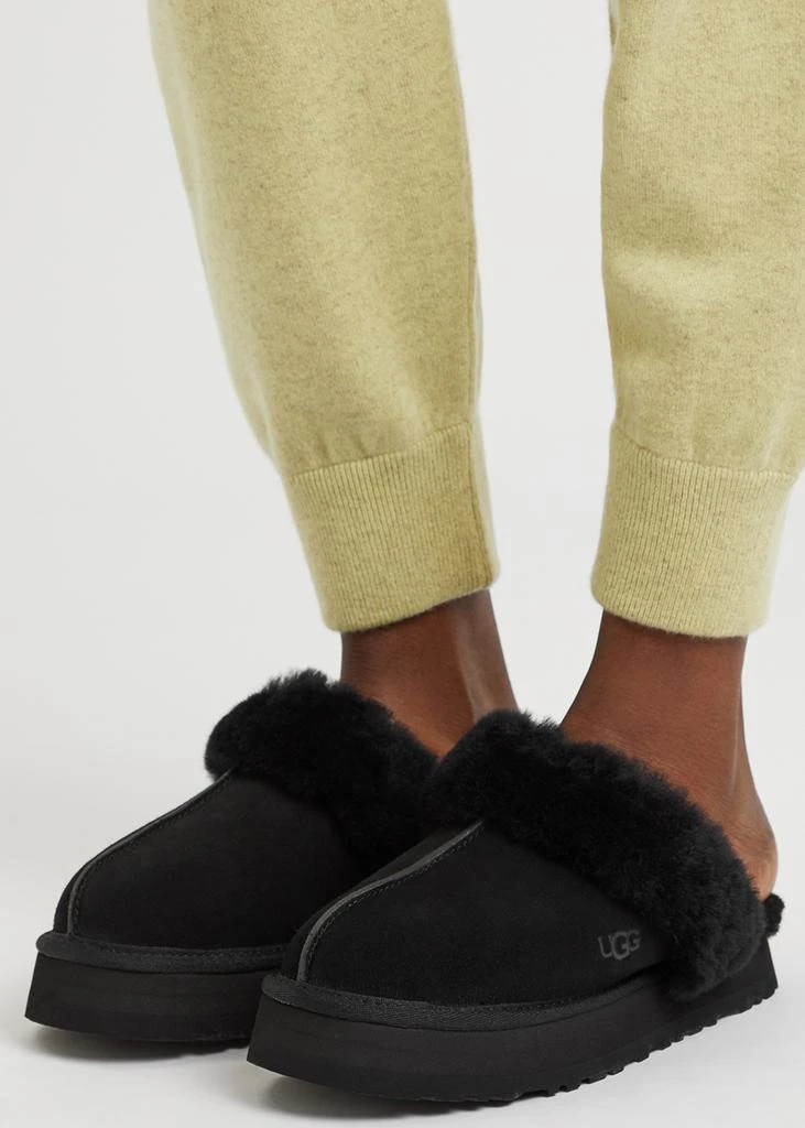 商品UGG|Disquette black suede flatform slippers,价格¥791,第5张图片详细描述