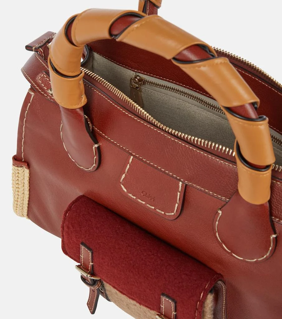 商品Chloé|Chloé for Mytheresa –  Edith S号酒椰叶纤维边饰皮革托特包,价格¥26814,第3张图片详细描述