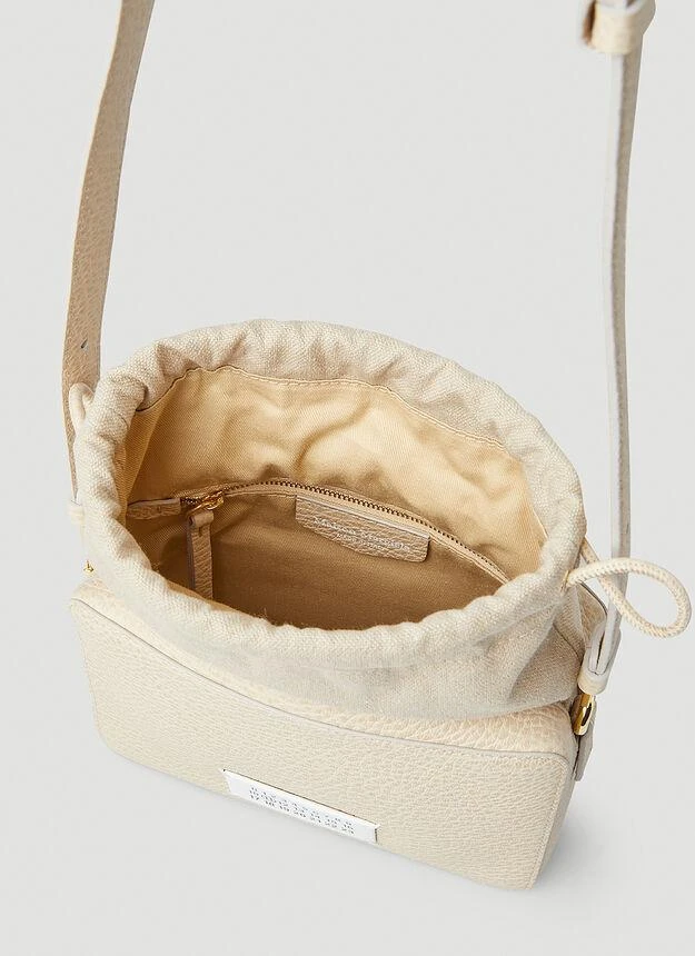 商品MAISON MARGIELA|5AC Camera Medium Shoulder Bag in Beige,价格¥6163,第5张图片详细描述