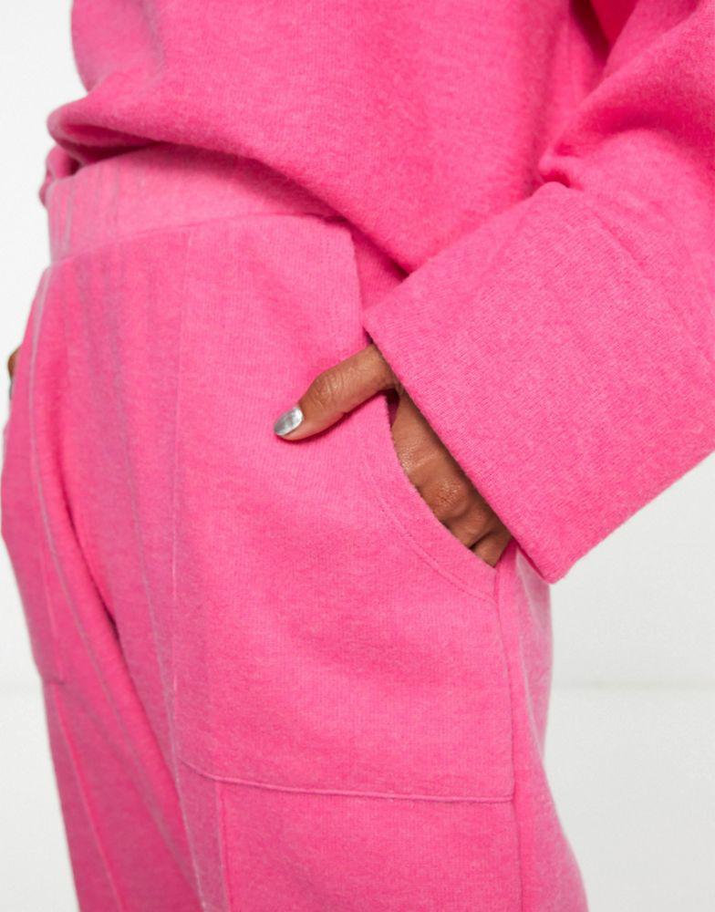 ASOS DESIGN co-ord super soft seamed jogger in bright pink商品第3张图片规格展示
