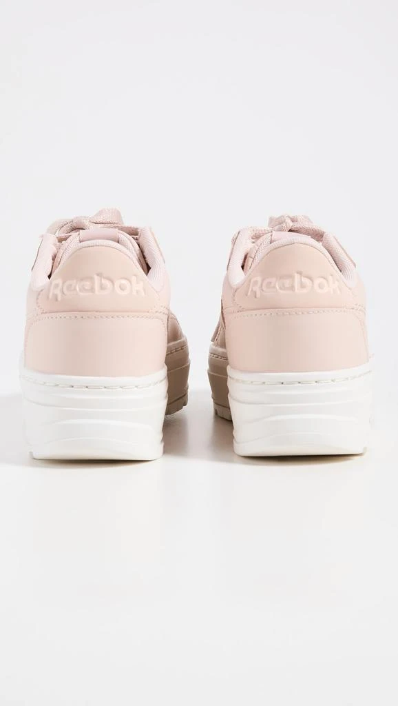 商品Reebok|Reebok 锐步 Club C 双几何图案运动鞋,价格¥423,第3张图片详细描述