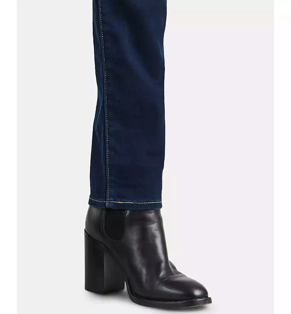 商品Levi's|Women's 724 Straight-Leg Jeans in Short Length,价格¥307,第5张图片详细描述