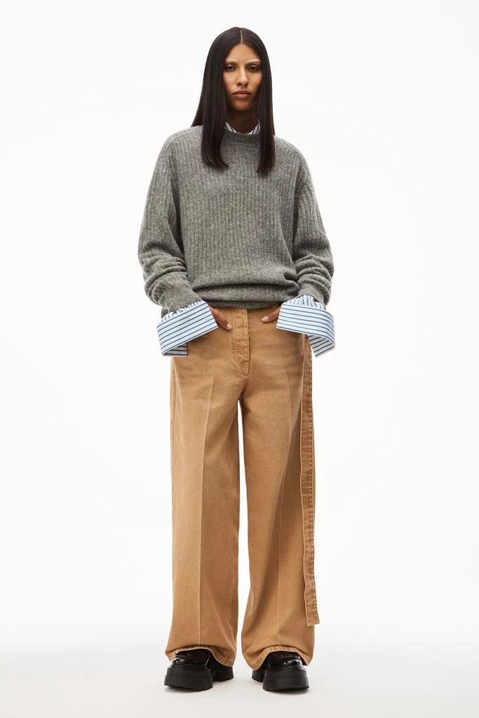 RIBBED CREWNECK SWEATER IN ALPACA FLEECE 商品